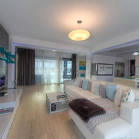 Regim Hotelier Lux Sector 3 Apartment
