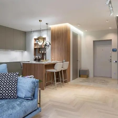 Regim Hotelier Lux Sector 3 * Bucharest